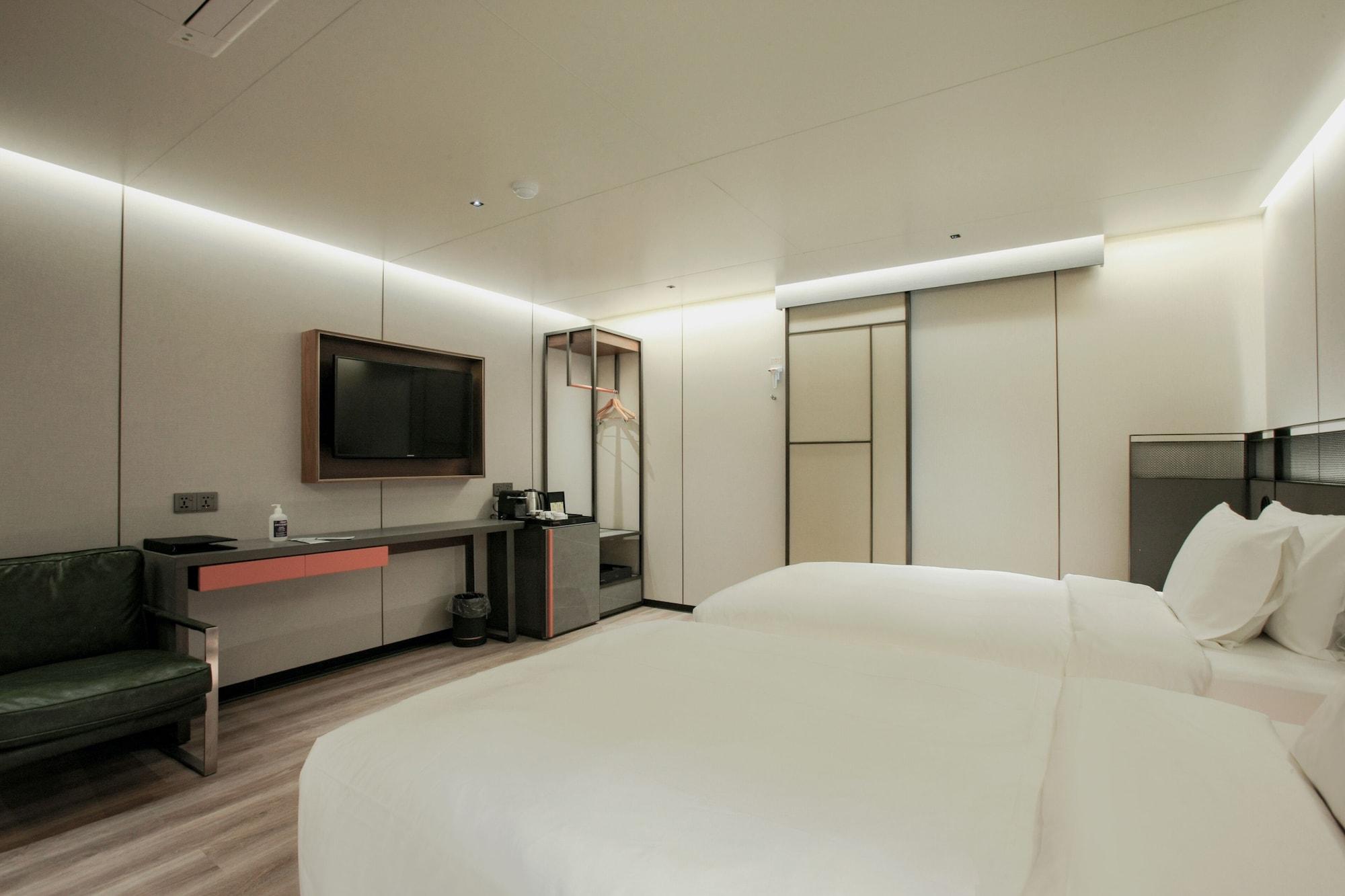 L&L City Hotel Jeju Buitenkant foto