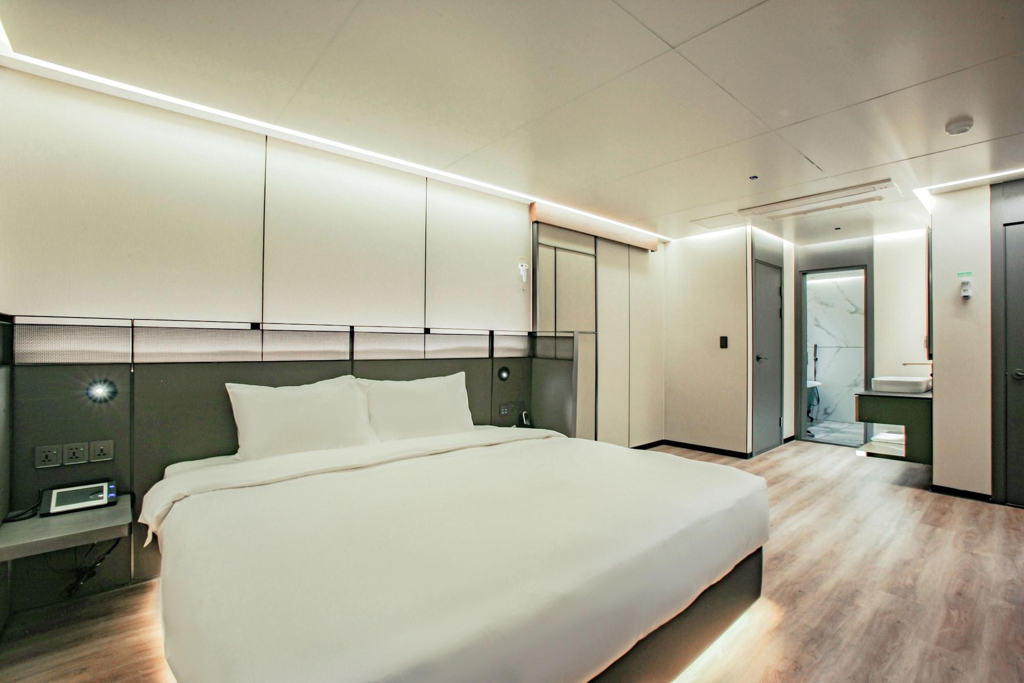 L&L City Hotel Jeju Buitenkant foto